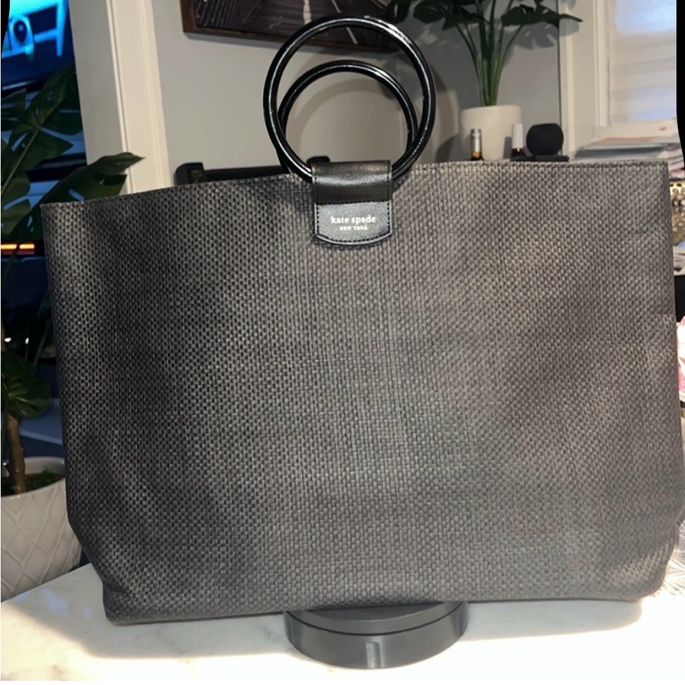 Gently Used KATE SPADE BEAUTY TOTE BAG
